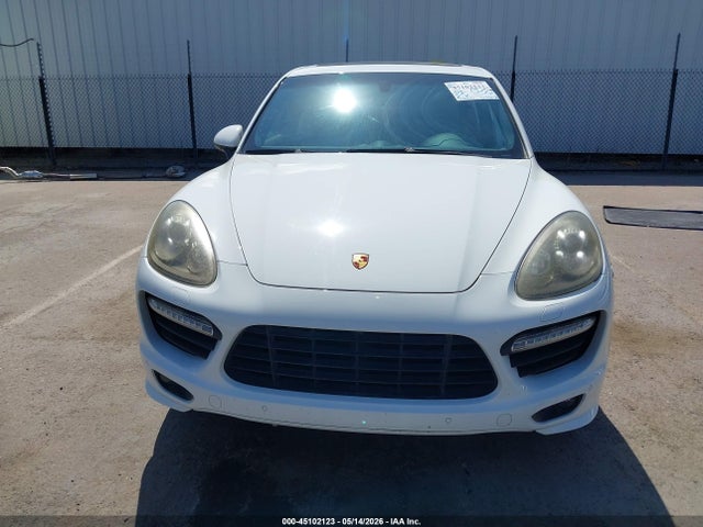 Porsche Cayenne Gts