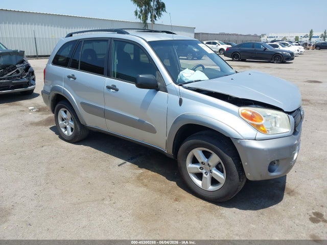 Salvage Toyota RAV4 Image