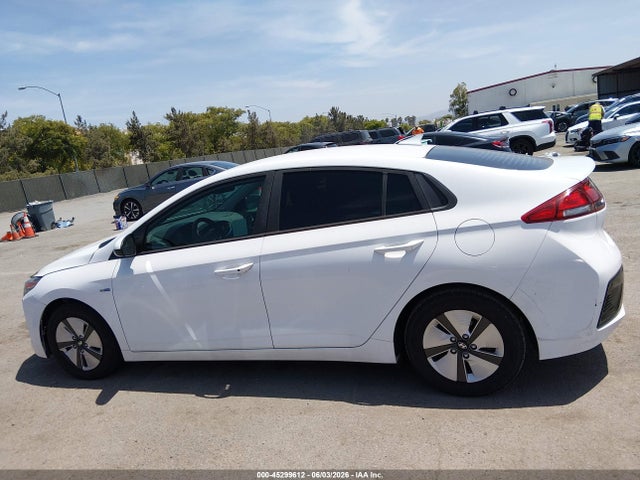 Hyundai Ioniq Blue