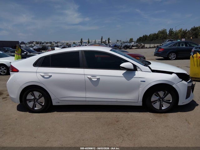 Hyundai Ioniq Blue