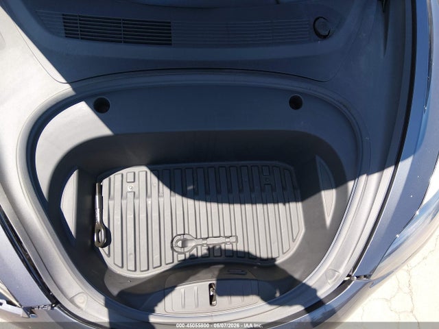 Tesla Model 3 Rear-wheel Drive