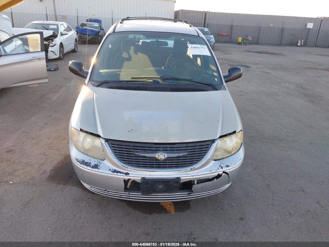 Chrysler Town & Country Lx