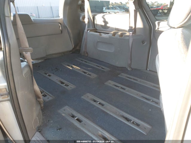 Chrysler Town & Country Lx