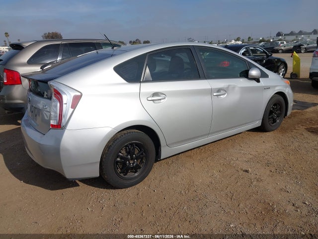 Toyota Prius Three