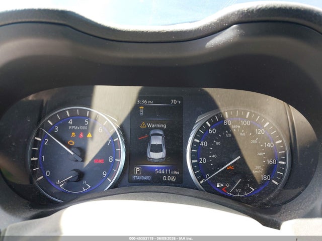 INFINITI Q60 3.0t Luxe