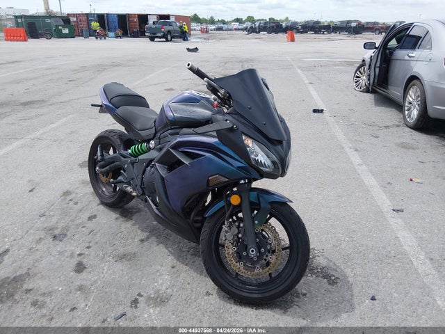 Salvage Kawasaki Ex650 Image
