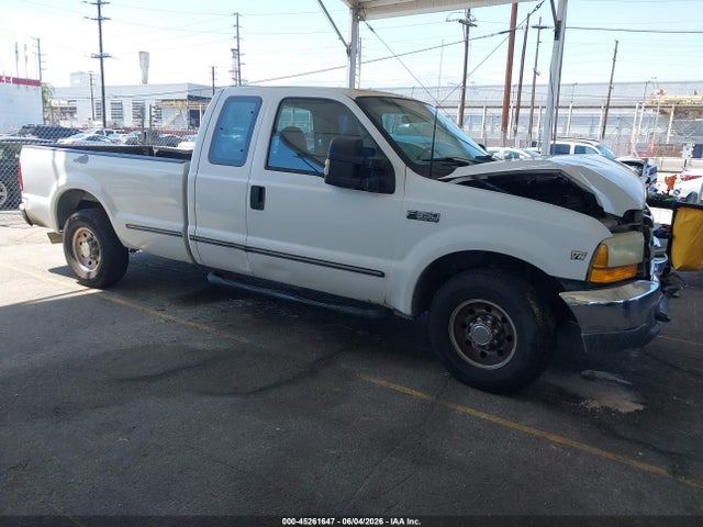Salvage Ford F-350 Image