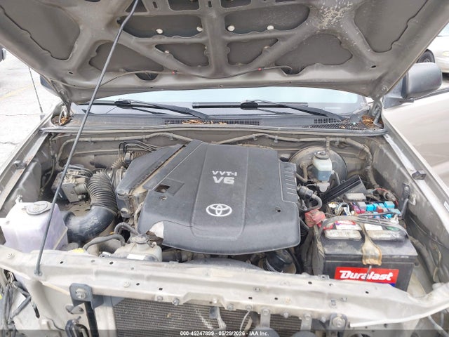 Toyota Tacoma Prerunner V6