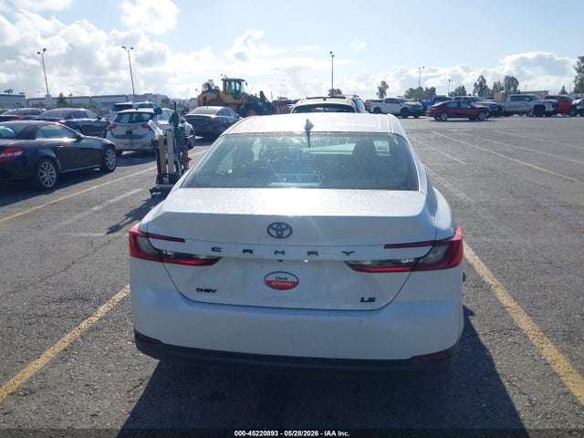 Toyota Camry Le