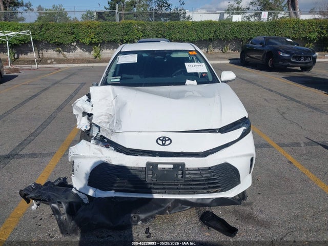 Toyota Camry Le