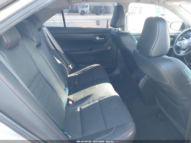 Toyota Camry Se