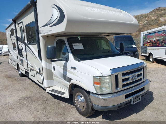 Salvage Jayco E-450 Cutaway Image