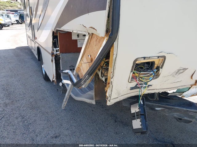 Jayco E-450 Cutaway
