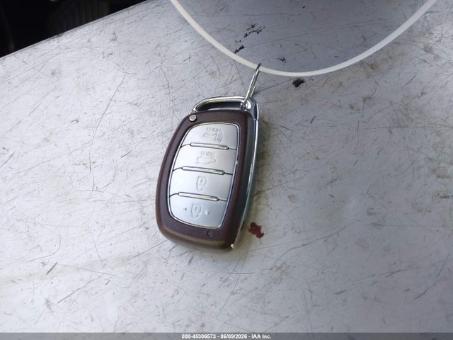 Hyundai ELANTRA Value Edition