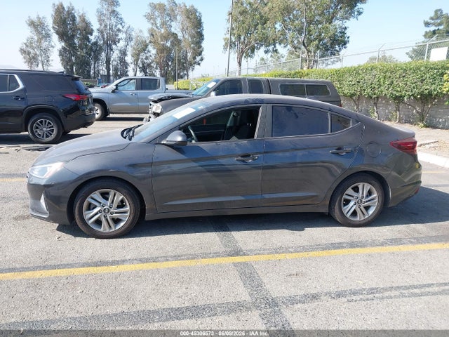Hyundai ELANTRA Value Edition