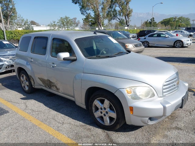 Salvage Chevrolet HHR Image