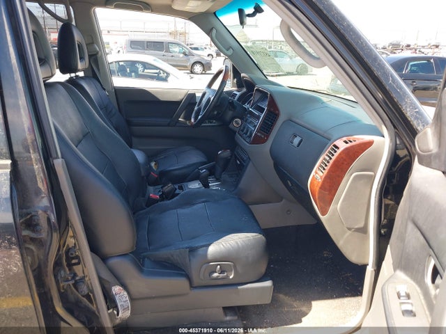 Mitsubishi Montero Xls