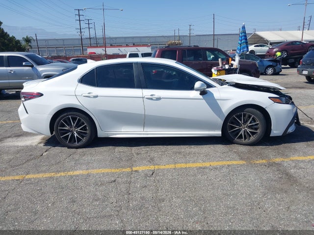 Toyota Camry Se