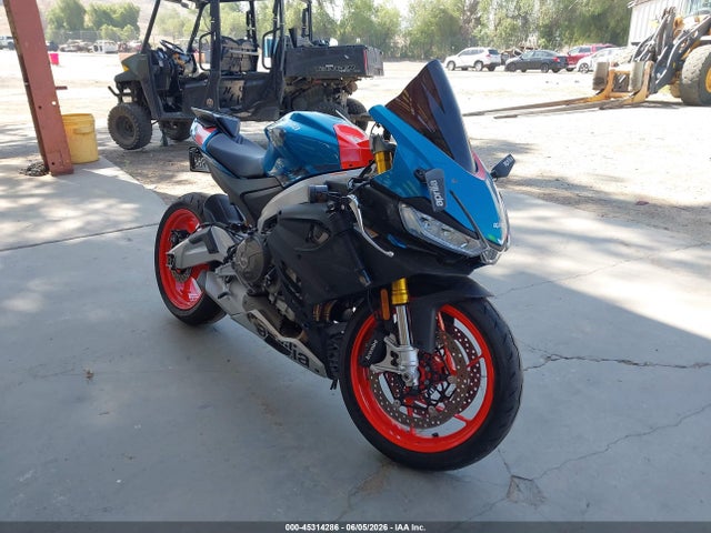 Salvage Aprilia Rs Image