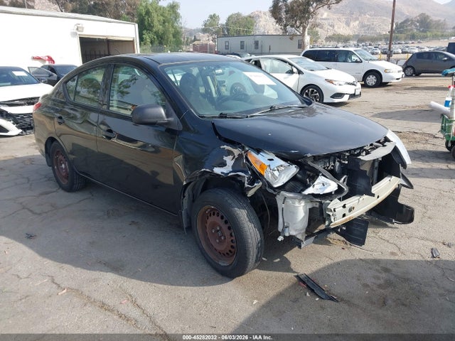 Salvage Nissan Versa Image
