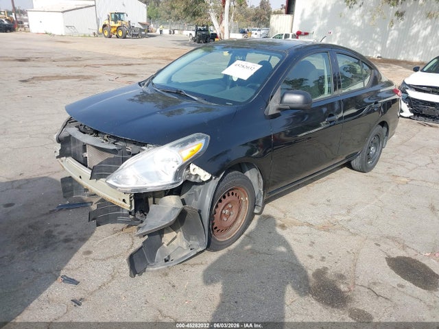 Nissan Versa 1.6 S