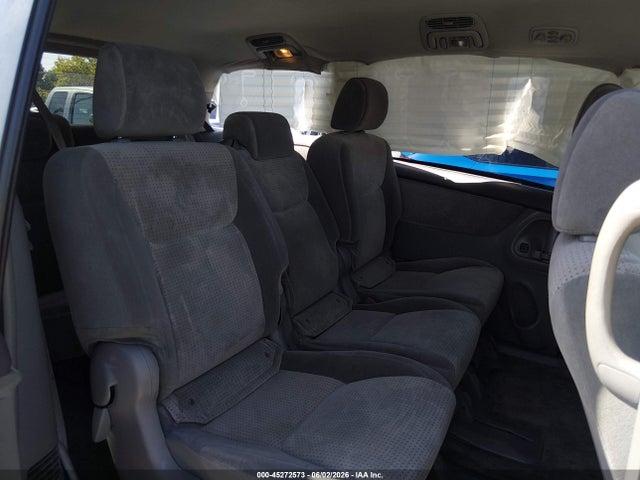 Toyota Sienna Le