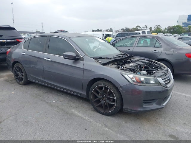 Salvage Honda Accord Image