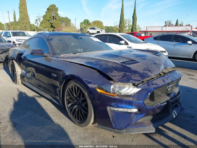 Salvage Ford Mustang Image