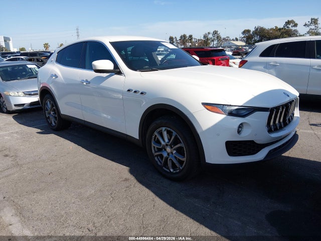 Salvage Maserati Levante Image