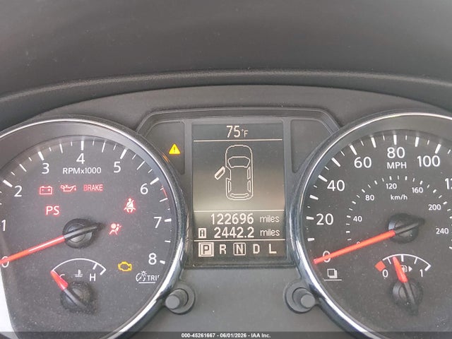 Nissan Rogue S