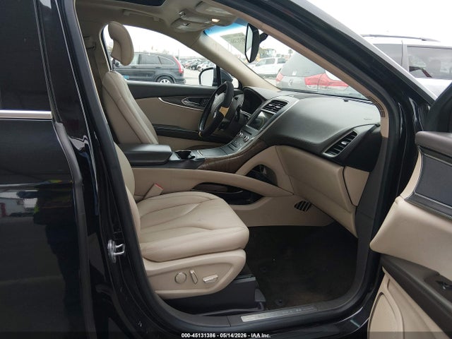 Lincoln MKX Select