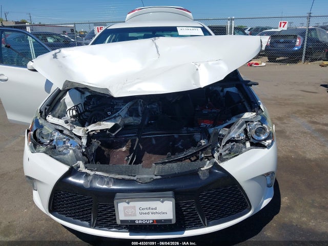 Toyota Camry Se