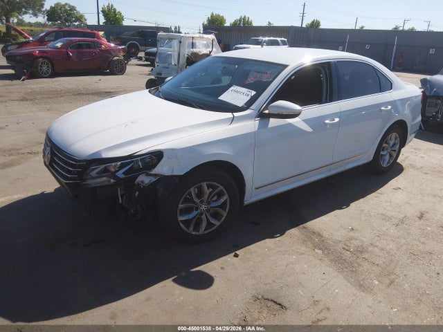Volkswagen Passat 1.8t S
