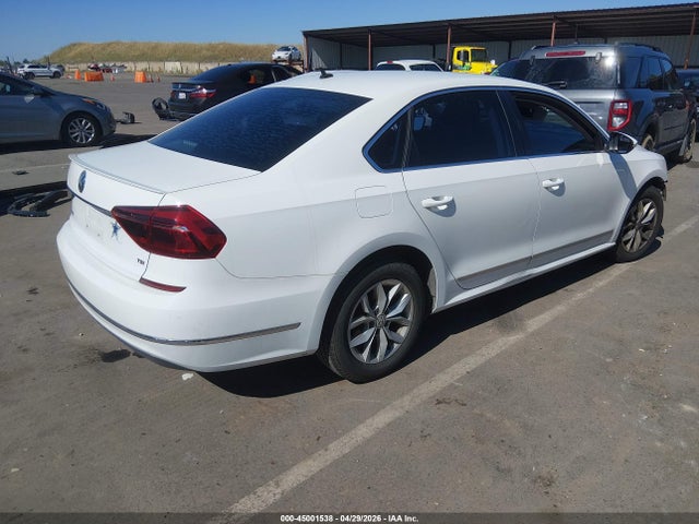 Volkswagen Passat 1.8t S