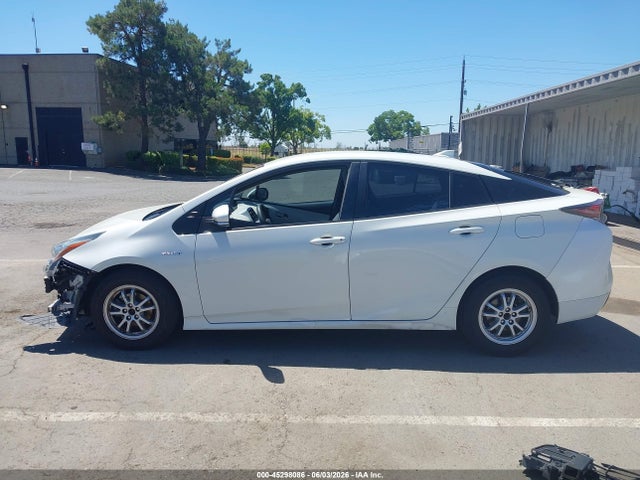 Toyota Prius Two