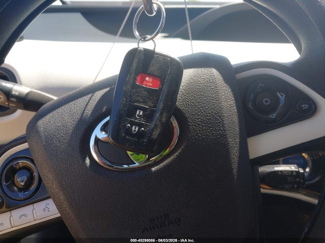 Toyota Prius Two