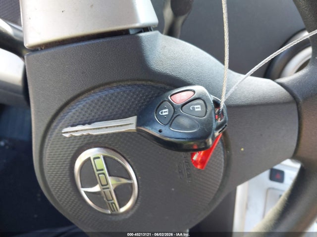 Scion xB