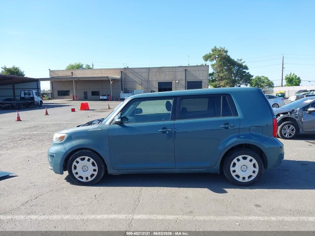 Scion xB