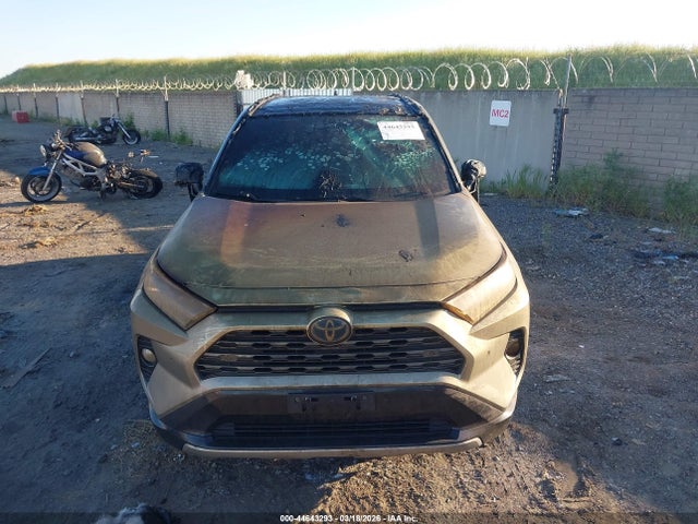 Toyota RAV4 Xse