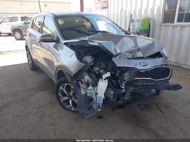 Salvage Kia Sportage Image