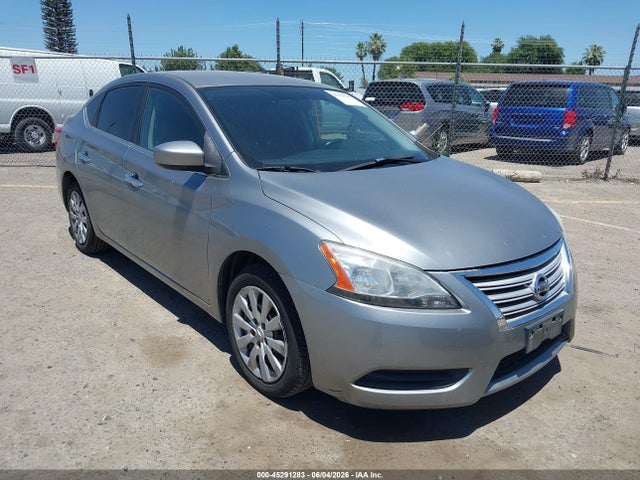 Salvage Nissan Sentra Image