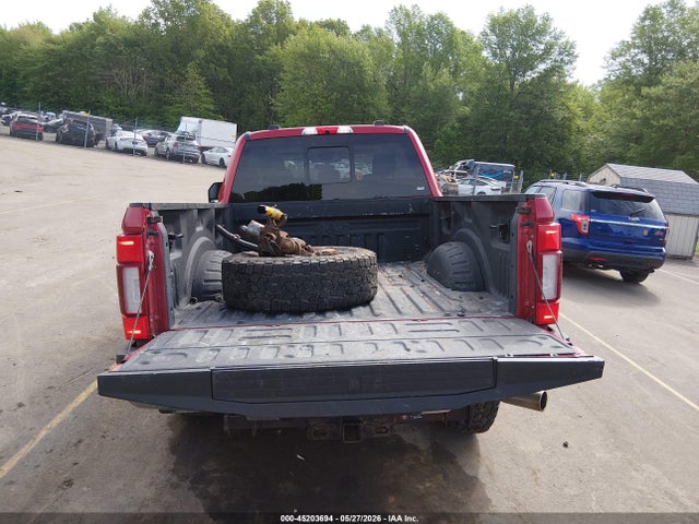 Ford F-350 Lariat