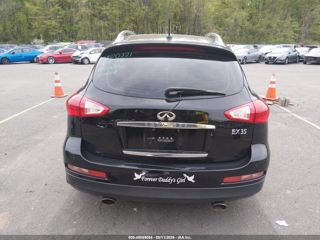 INFINITI Ex Journey