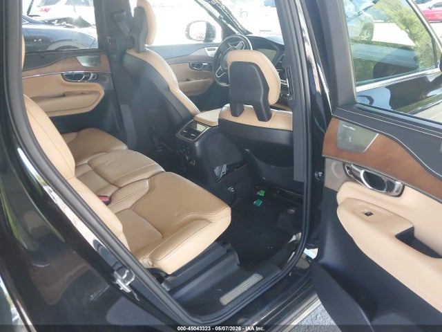 Volvo XC90 T6 First Edition