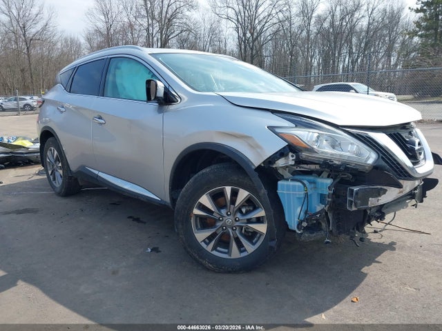 Salvage Nissan Murano Image