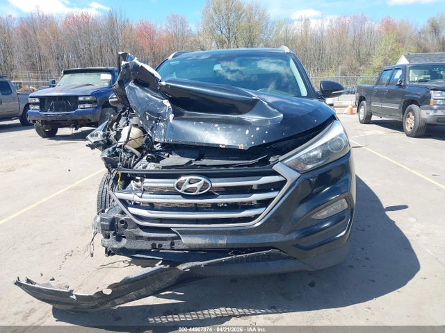 Hyundai TUCSON Se Plus