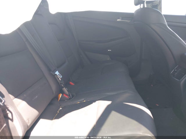 Hyundai TUCSON Se Plus