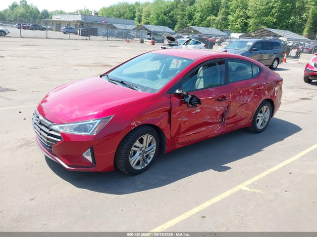 Hyundai ELANTRA Sel