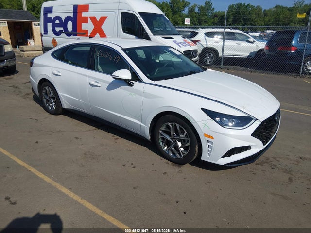 Salvage Hyundai SONATA Image
