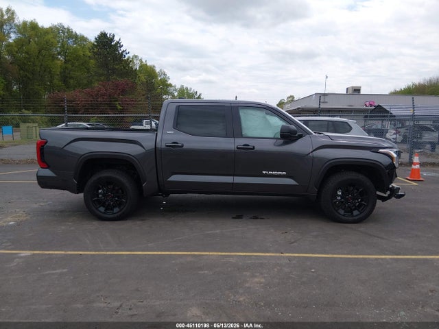 Toyota Tundra Sr5 Crewmax 5.5' Bed